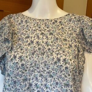 Vince Camuto sleeveless floral blouse